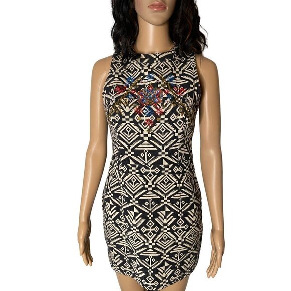 ASTR Geometric Open Back Sleeveless Mini Dress Black White Size S - Picture 1 of 8